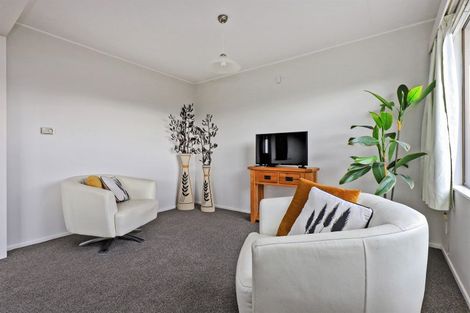 Photo of property in 2/502 French Street, Akina, Hastings, 4122