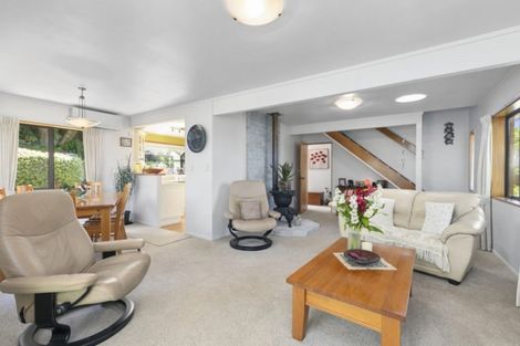 Photo of property in 17 Pokapu Place, Bethlehem, Tauranga, 3110