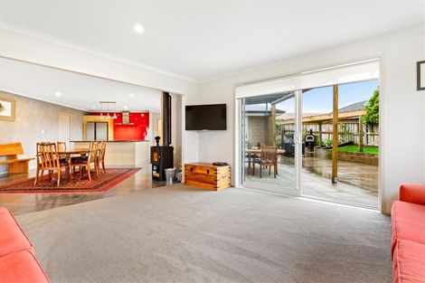 Photo of property in 82 Solan Drive, Waimauku, 0812