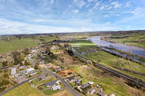 Photo of property in 30 Te Puea Avenue, Meremere, Mercer, 2474