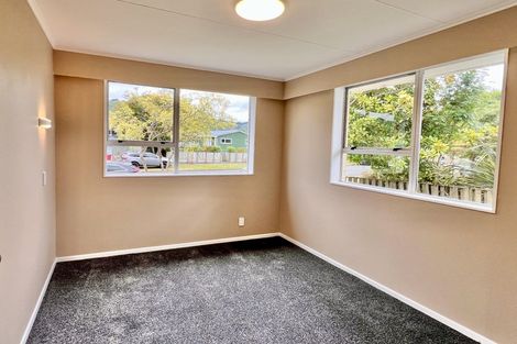 Photo of property in 76 California Drive, Totara Park, Upper Hutt, 5018