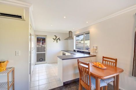 Photo of property in 1/4 Reid Avenue, Mosgiel, 9024