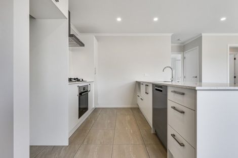 Photo of property in 75 Waruhia Crescent, Rototuna North, 3281