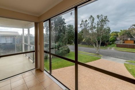 Photo of property in 36 Eruini Street, Waikanae Beach, Waikanae, 5036