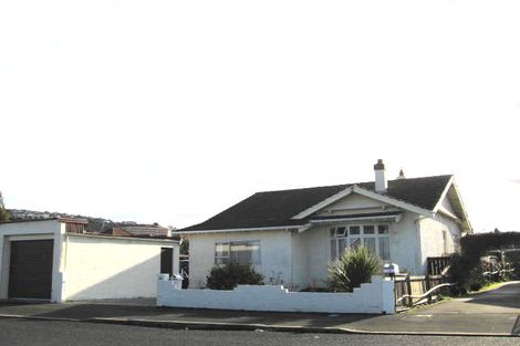 Photo of property in 60 Hargest Crescent, Saint Kilda, Dunedin, 9012