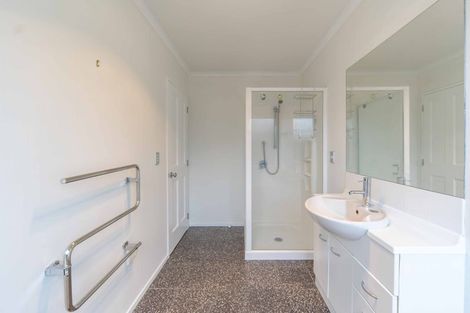 Photo of property in 16 Ravenscourt Place, Huntington, Hamilton, 3210