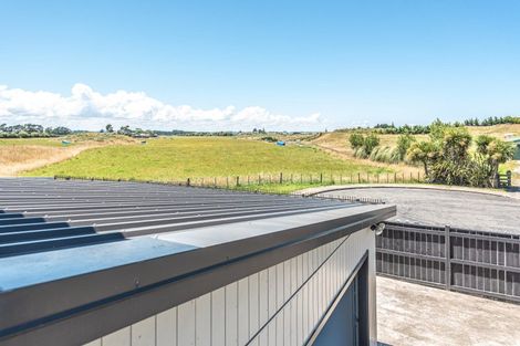 Photo of property in 13 Kamahi Street, Castlecliff, Whanganui, 4501