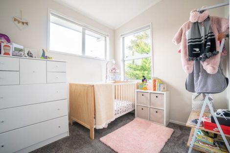 Photo of property in 28 Summerhill Drive, Fitzherbert, Palmerston North, 4410