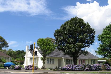 Photo of property in 153 Rosebank Road, Avondale, Auckland, 1026