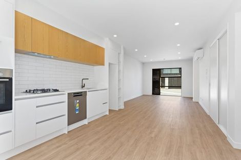 Photo of property in 6 Milenio Crescent, Windsor Park, 0632