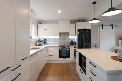 Photo of property in 9 Tralee Place, Johnsonville, Wellington, 6037