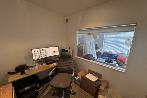 Photo of property in 38 Saddleback Grove, Karori, Wellington, 6012