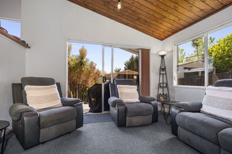 Photo of property in 24 Cumberland Crescent, Welcome Bay, Tauranga, 3112