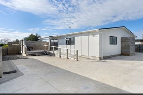 Photo of property in 27a Hinemoa Street, Levin, 5510