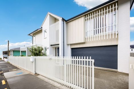 Photo of property in 63 Milford Road, Milford, Auckland, 0620
