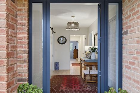 Photo of property in 2/3 Loe Place, Amberley, 7410