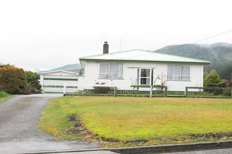 Photo of property in 21 Ohau Street, Dobson, Greymouth, 7805