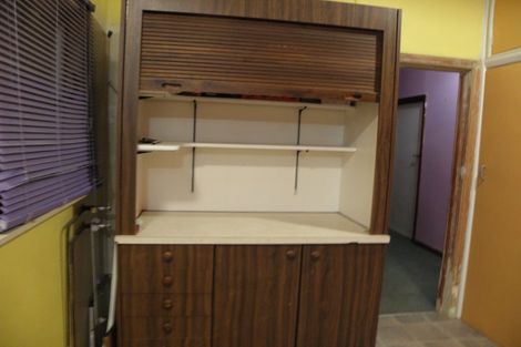 Photo of property in 2 Hobson Place, Takaro, Palmerston North, 4412