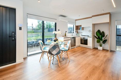 Photo of property in 1/30 Wellesley Road, Mangere Bridge, Auckland, 2022