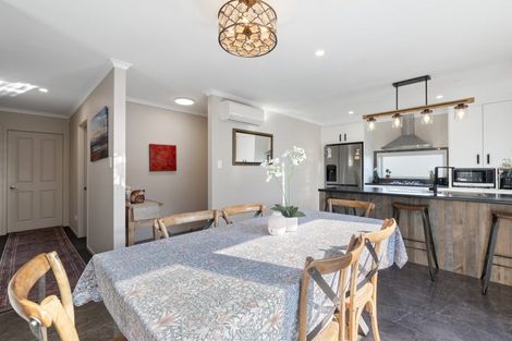 Photo of property in 4 Taffe Crescent, Pyes Pa, Tauranga, 3112