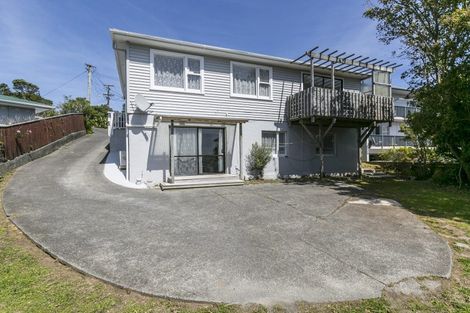Photo of property in 72 Dominion Park Street, Johnsonville, Wellington, 6037