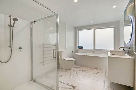 Photo of property in 37 Coppelia Avenue, Omokoroa, 3114