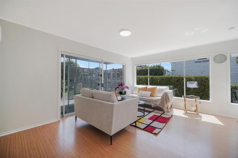 Photo of property in 1/736 Mount Eden Road, Mount Eden, Auckland, 1024