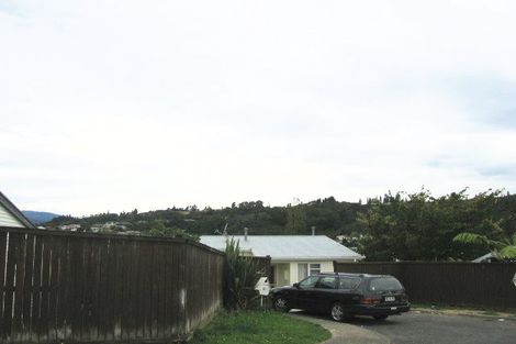 Photo of property in 20 Aniseed Grove, Timberlea, Upper Hutt, 5018