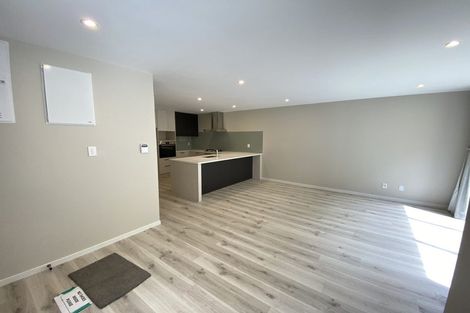 Photo of property in 8 Tagish Way, Orewa, 0931