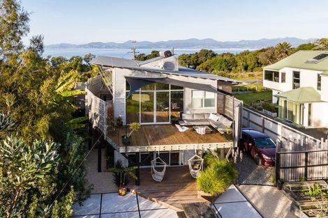 Photo of property in 12 Cliff Road, Tasman, Upper Moutere, 7173