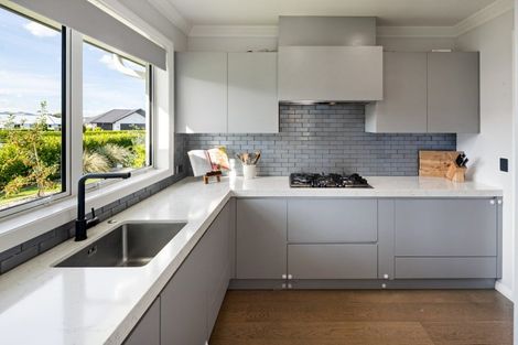 Photo of property in 19 Mike Smith Drive, Cambridge, 3434