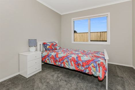 Photo of property in 7 Margaret Shields Avenue, Aotea, Porirua, 5024