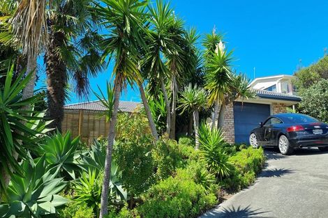 Photo of property in 14 Governor Grey Road, Snells Beach, 0920