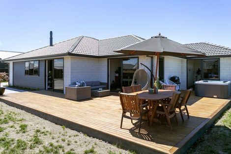 Photo of property in 26 Harakeke Drive, Wharewaka, Taupo, 3330