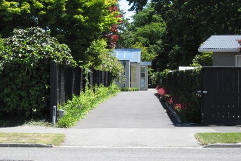 Photo of property in 299 Avonhead Road, Avonhead, Christchurch, 8042