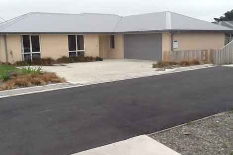 Photo of property in 146c High Street, Oxford, 7430