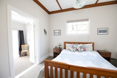 Photo of property in 2 Todd Street, Napier South, Napier, 4110