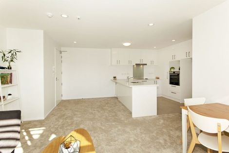 Photo of property in Apollo Apartments, 201/46 Rosedale Road, Rosedale, Auckland, 0632