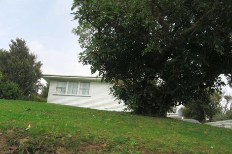 Photo of property in 13 Coates Street, Tawa, Wellington, 5028
