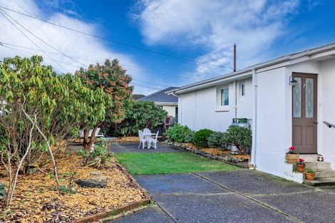 Photo of property in 52 Willis Street, Grasmere, Invercargill, 9810