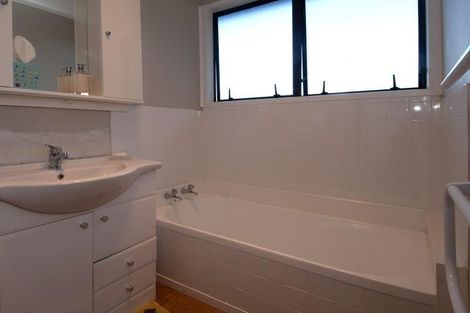 Photo of property in 57 Palomino Drive, Henderson, Auckland, 0612