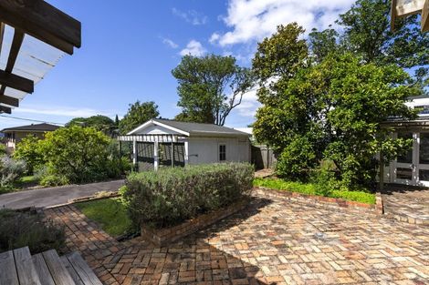 Photo of property in 29 Herne Bay Road, Herne Bay, Auckland, 1011