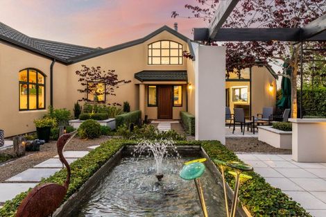 Photo of property in 100 Kopanga Road, Havelock North, 4130