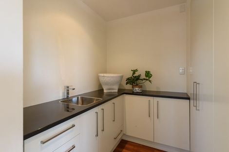 Photo of property in 11 Central Terrace, Kelburn, Wellington, 6012