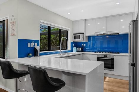 Photo of property in 12 Nandi Lane, Ranui, Auckland, 0612
