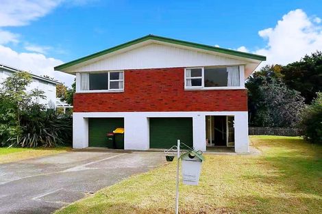 Photo of property in 90 Hillcrest Avenue, Hillcrest, Auckland, 0627