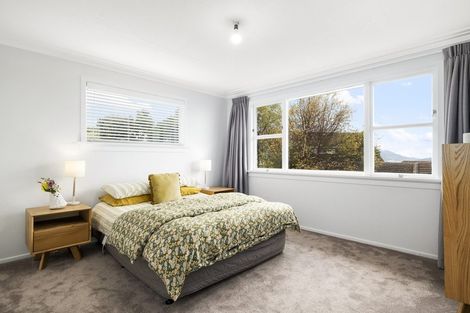 Photo of property in 21 Winston Place, Kew, Dunedin, 9012