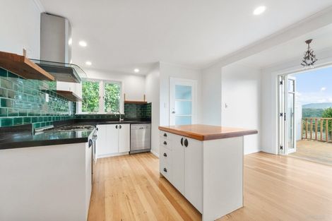 Photo of property in 130 Glengarry Road, Glen Eden, Auckland, 0602