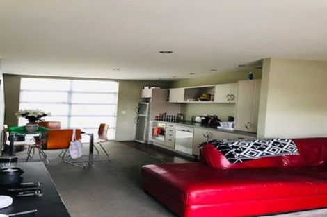 Photo of property in 8/440 Barbadoes Street, Edgeware, Christchurch, 8013