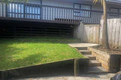 Photo of property in 131/27 Target Road, Totara Vale, Auckland, 0629